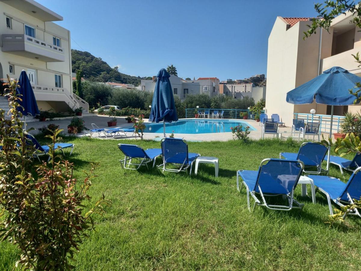 Michalis Litinas Apartments Agia Marina المظهر الخارجي الصورة